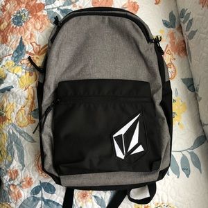 ♦️SOLD♦️Volcom Academy Backpack